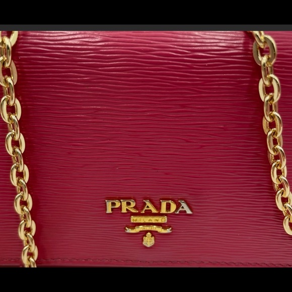Prada Pink Saffiano Wallet on Chain - Picture 3 of 9